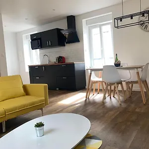 Calme Et Chaleureux Appartement Concarneau